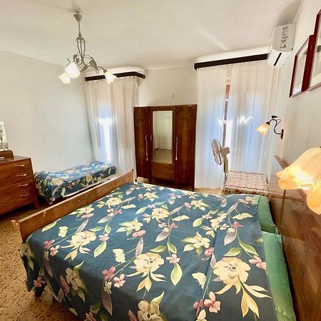 L'Encanto De Luna -Una Casa Autentica Comacchiese Комаккьо Экстерьер фото